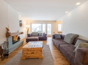 LAAX Homes - Val Signina 7-12