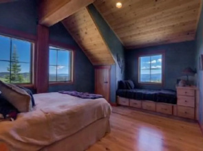 Glacier Luxury Lodge