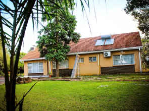 River-Ridge Guest House