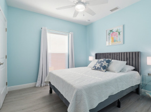 New! Charming Lilac Cottage 111