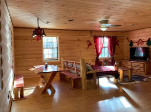 Wild Reindeer *New Cabin 5min From Parkway*HOTTUB