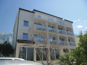 Apart-pansion Promajna