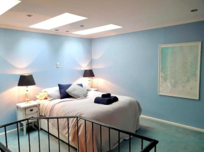 Luxurious 3 bedroom beachfront - panoramic views