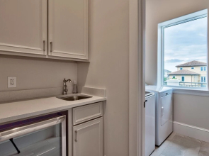 Seastar Palazzo Luxury Across From Beach