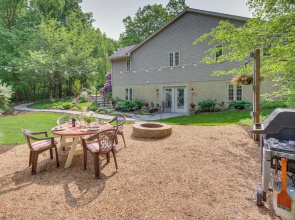 The Haven at Welsh Mountain Suites - Apt w/ Patio!