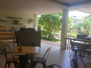 PP Charlie Beach Resort