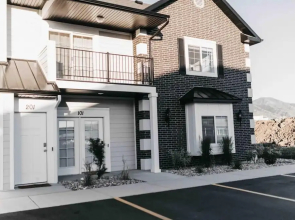 NEW Condo Cache Valley 3BR 2BA - Sleeps 7