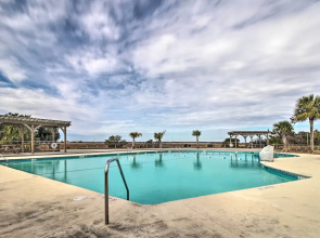 Steps to Pool & Beach: St. Helena Island Escape!