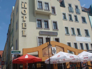 Hotel Podzamcze