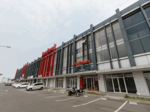 RedDoorz Apartment @ Ayodhya Tangerang