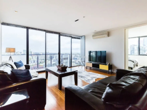 MORGAN, 2BDR Southbank Apartment