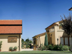 Angelucci Agriturismo con Camere e Agri Camping