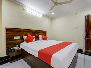 Collection O O 82449 Hotel Srinivasa Residency