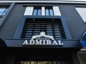 Admiral Hotel