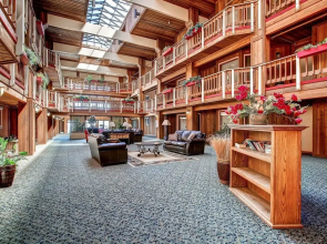 Atrium Condo #002