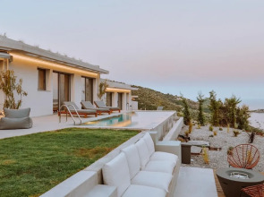 Theros Villa Complex With Private Pools