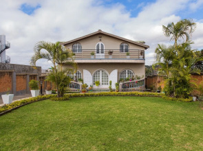 H&H  Chambre De Charme