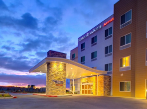 Fairfield Inn & Suites Hollister