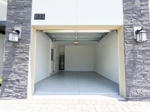 1133 DL - Chic Pet-friendly 3BR Townhome: 8 Guests