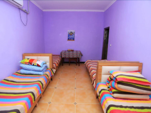 Dunhuang 8090 Guest House
