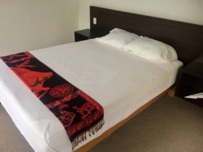 Laelia Miraflores Hotel