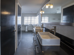 Posh South Beach Hostel