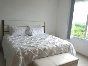 CARIBE Beachfront 2 BDR- Incredible Oceanview