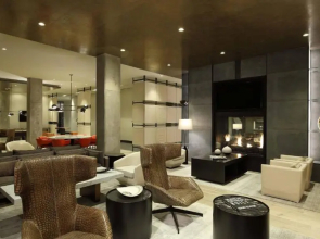 3BR Elegant Glass Penthouse Pool With Deck & Gym