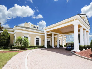 Paradise at Providence by VillaDirect