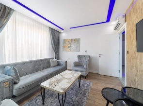 Modern and Central Flat Near Beach in Antalya