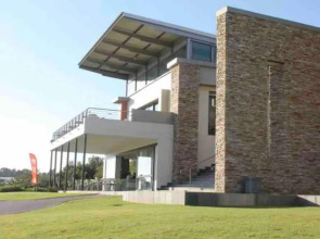 Furnished Golf Estate Apartments