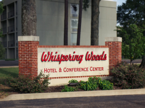 Historic Whispering Woods Hotel & Conference Center