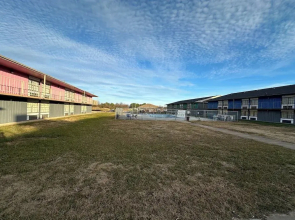 River Valley Inn and Suites By OYO