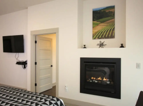 Vineyard View Inn