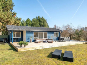 "Fenya" - 300m from the sea in Sealand