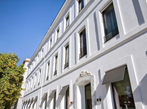 Hotel Kivir Adults Recommended, Historic City Center