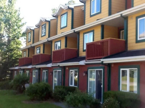 Canadian Rockies Chalets