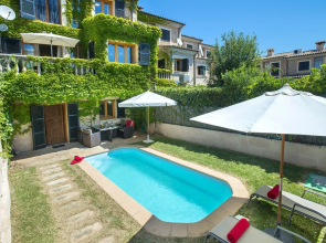 Villa Mora in Old Town Buger