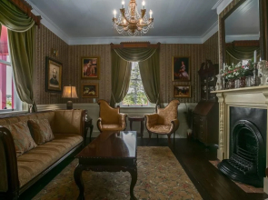George House Heritage B&B