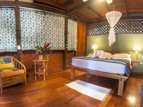 Azania Bungalows