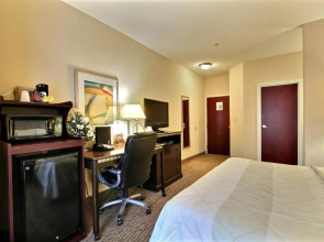 Magnolia Inn & Suites