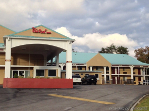 Red Roof Inn Crossville