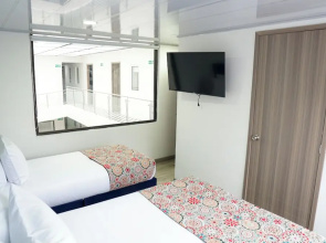 Hotel Sky Blue