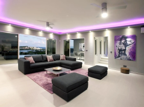 Contemporary Villa, Great Views, Pool, Hot Tub, AC, Free Wifi, Near Orient Bay Beach!