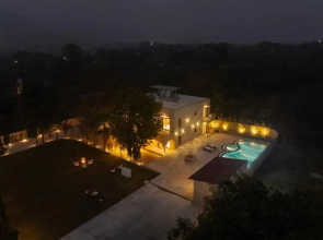 SaffronStays Pristine Manor - 8-BR Udaipur villa with private pool, garden, and event space near Fat