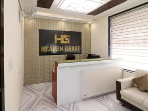 OYO 22356 Heaven Grand