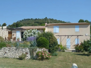 Les Hauts de Vaugines entre Lourmarin et Cucuron