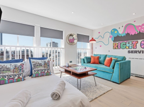 Right On : Bright On Apartment 1D | By My Getaways