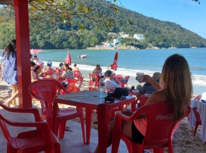 Chalé BoraSol Martim de Sá Piscina Wi-Fi Netflix 600mts da Praia