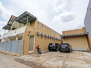 OYO 92062 Pondok Aurel Wahidin